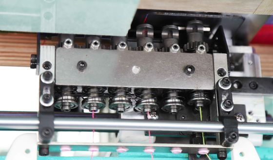 Máy thêu chenille hỗn hợp 15 đầu cộng với 15 đầu Máy thêu tùy chỉnh
