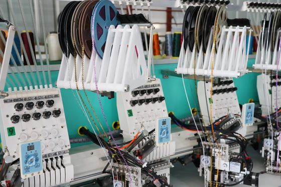 Máy thêu 4 bộ 9 kim Máy thêu công nghiệp máy tính